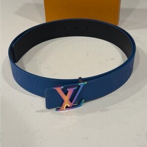Like new Louis Vuitton Blue Belt with Multicolor Logo 110/44 LV men’s